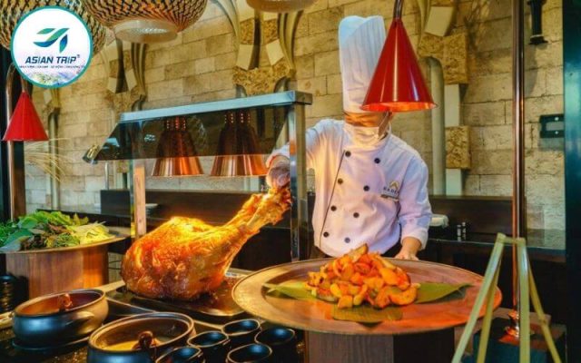 Đỉnh Vân Sơn: Buffet Năm Châu Có Gì? 1 dinh van son buffet nam chau co gi 5